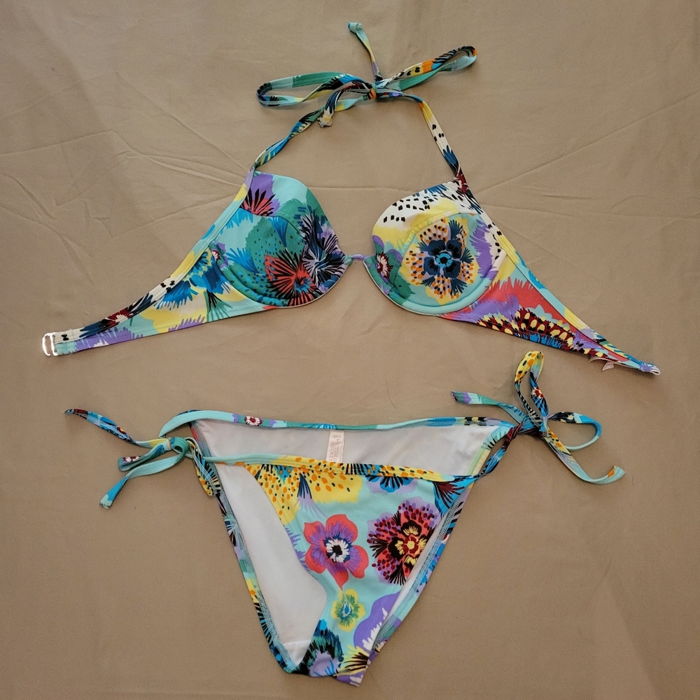 Victoria's Secret Swim Set